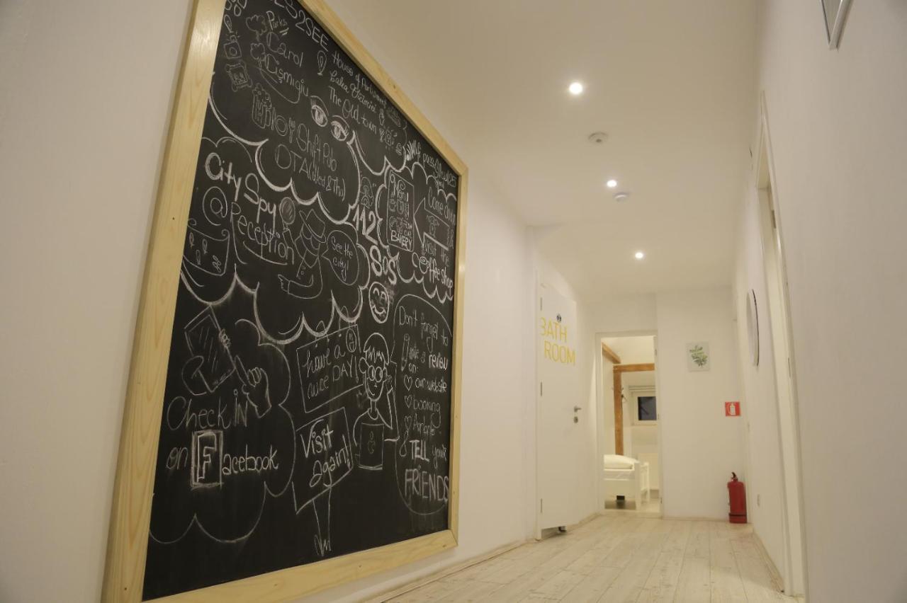 Hostel Bread&Breakfast Bukarest Exterior foto